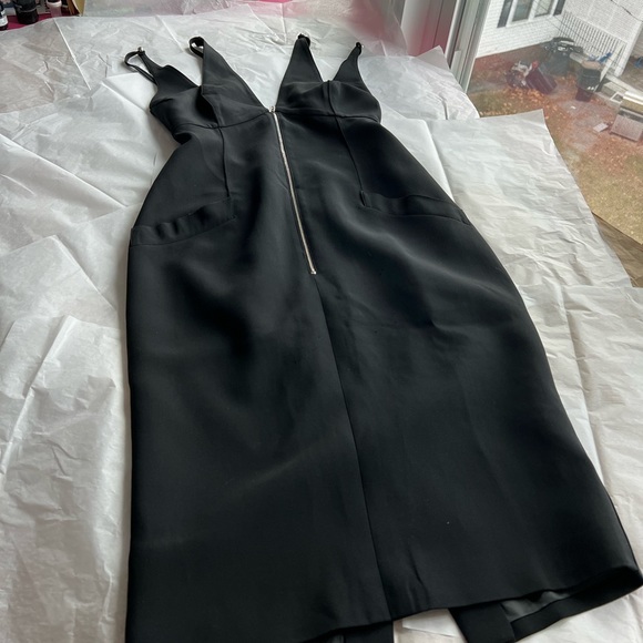 ❤️HP❤️EUC VTG 90s FENDI low back deep v black midi dress - Picture 3 of 13